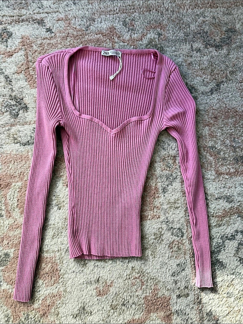 Zara Ribbed Long Sleeve Top in Pink Size Medium NWT